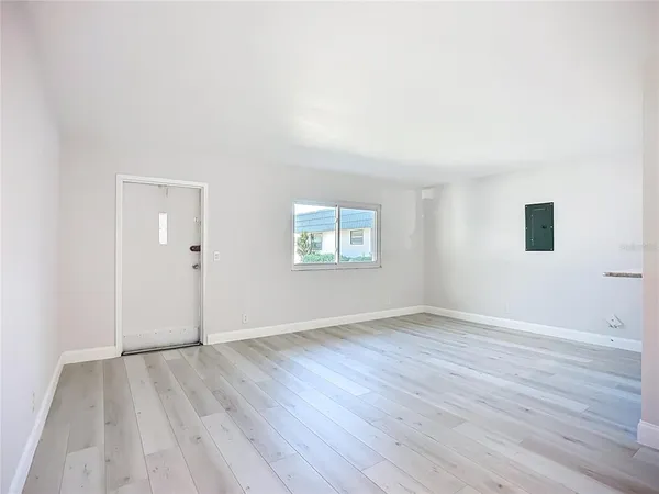 $118,000 | 1811 Bedford Lane, Unit 166, Sun City Center, FL 33573