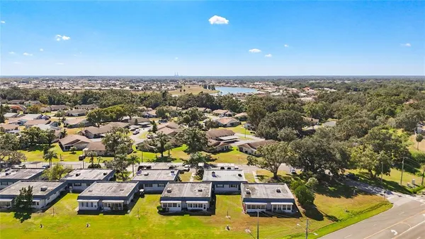 $118,000 | 1811 Bedford Lane, Unit 166, Sun City Center, FL 33573