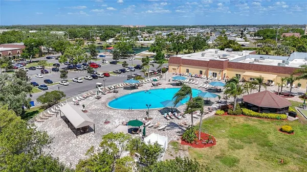 $118,000 | 1811 Bedford Lane, Unit 166, Sun City Center, FL 33573