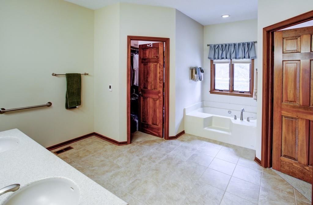 10677 Thorny Ridge Trace Fishers, IN 46037 - Photo 31 of 60 Gallery Image 31