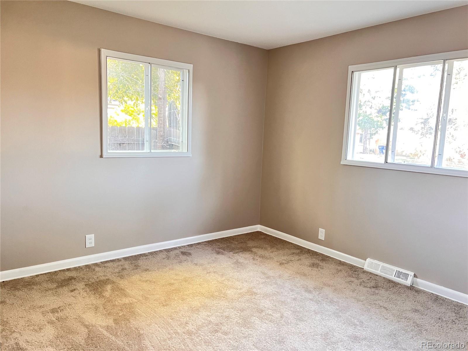 885 Ironton Street Aurora, CO 80010 - Photo 11 of 19