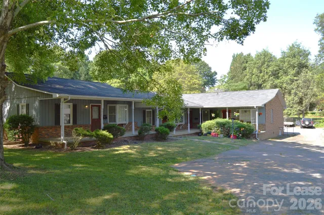 $950 | 221 Kelly Street, Unit 3, Statesville, NC 28677