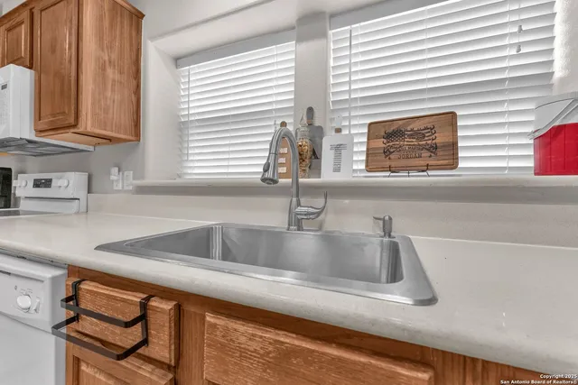 $1,575,000 | 11650 Sunset Ranch, Helotes, TX 78023