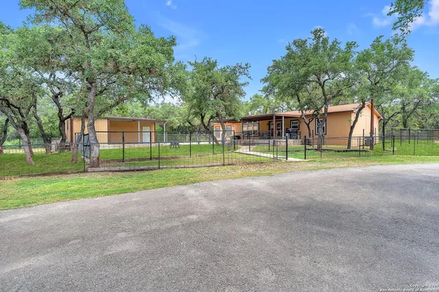 $1,575,000 | 11650 Sunset Ranch, Helotes, TX 78023