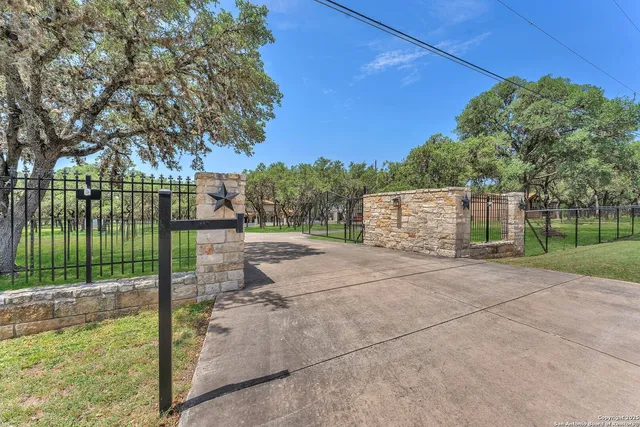 $1,575,000 | 11650 Sunset Ranch, Helotes, TX 78023