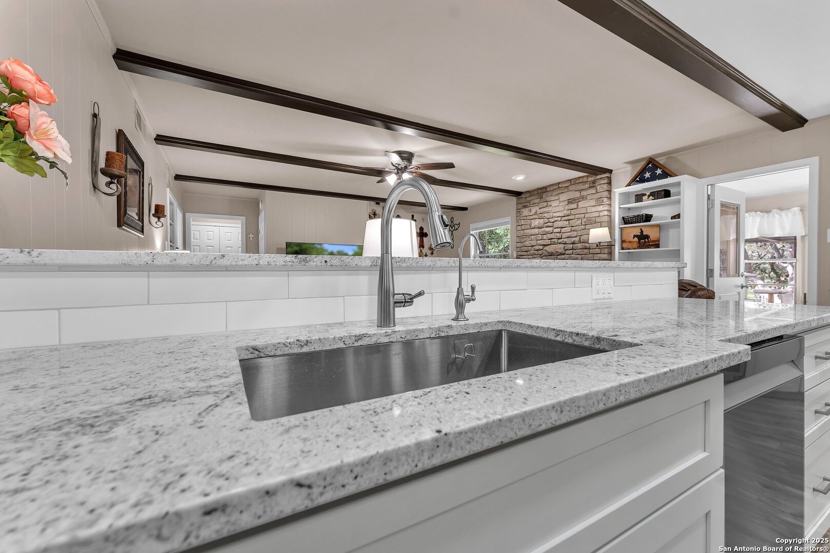 11650 Sunset Ranch Helotes, TX 78023 - Photo 23 of 141