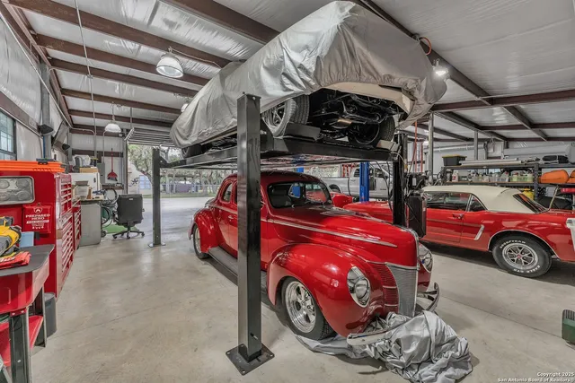 $1,575,000 | 11650 Sunset Ranch, Helotes, TX 78023