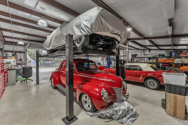 $1,575,000 | 11650 Sunset Ranch, Helotes, TX 78023