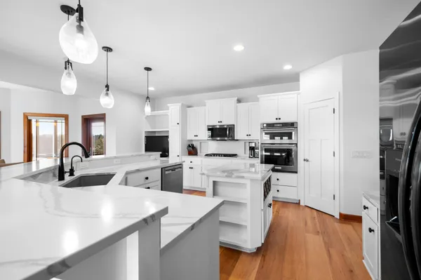 $1,199,000 | 1502 Epperstone Enclave Northeast, Byron, MN 55920