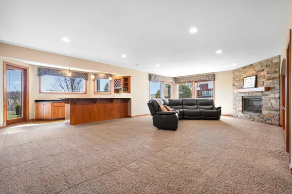 $1,199,000 | 1502 Epperstone Enclave Northeast, Byron, MN 55920