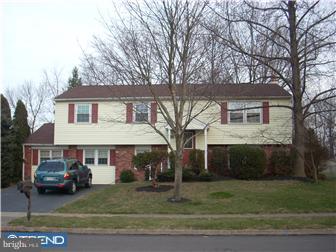 26 Dawn Road Levittown, PA 19056 - Photo 1 of 12 Exterior Front