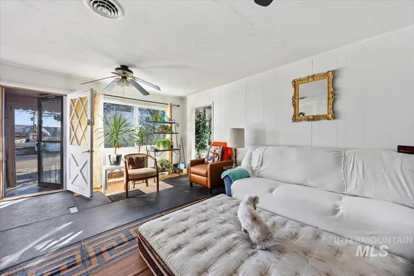 $249,900 | 534 Miller Avenue, Burley, ID 83318