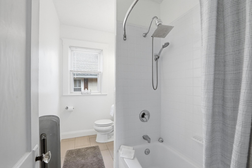 72-74 Parmenter Road, Unit 2 Waltham, MA 02453 - Photo 15 of 38