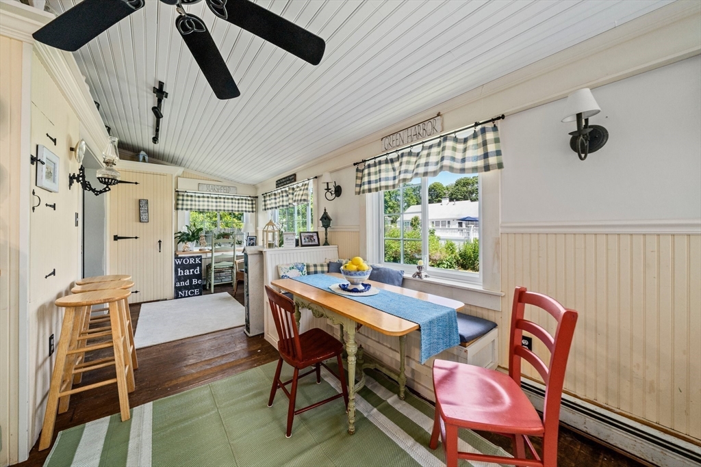 43 Virginia Street Marshfield, MA 02050 - Photo 12 of 41