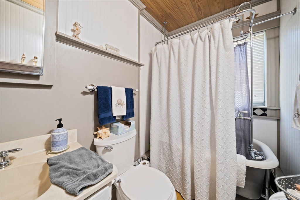 43 Virginia Street Marshfield, MA 02050 - Photo 19 of 41