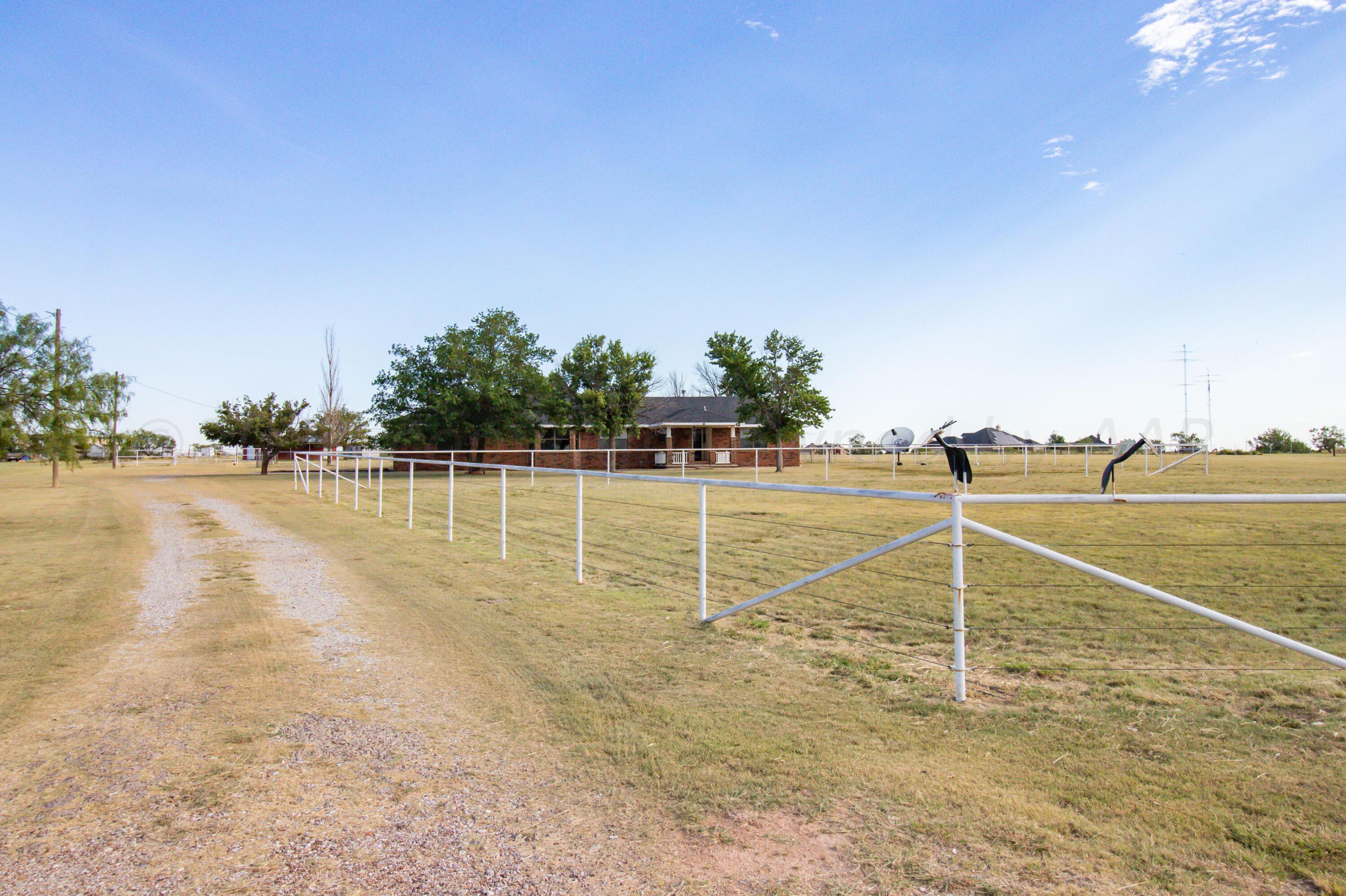 1501 Rimsite Drive Amarillo, TX 79118 - Photo 3 of 48 003
