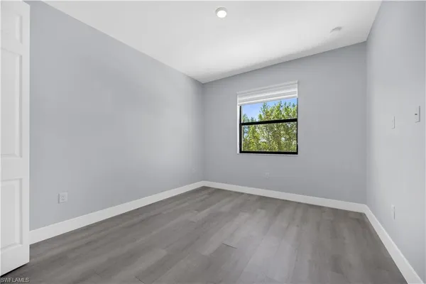 $525,000 | 9045 Madrid Circle, Naples, FL 34104