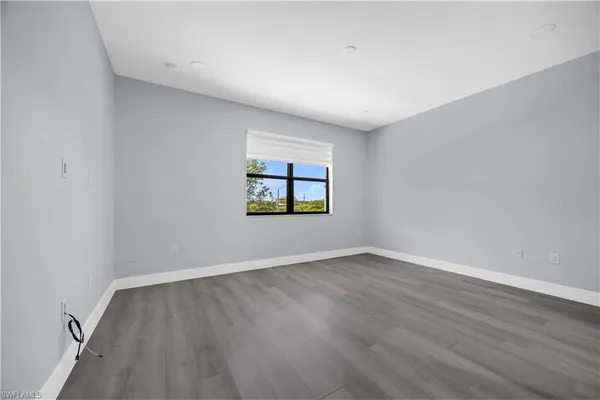 $525,000 | 9045 Madrid Circle, Naples, FL 34104