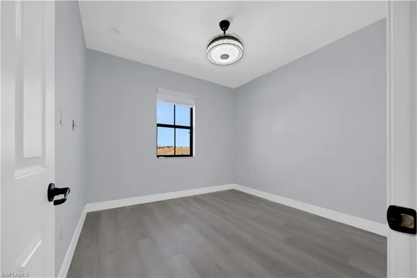 $525,000 | 9045 Madrid Circle, Naples, FL 34104