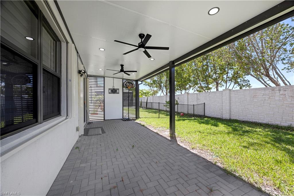 9045 Madrid Circle Naples, FL 34104 - Photo 41 of 46