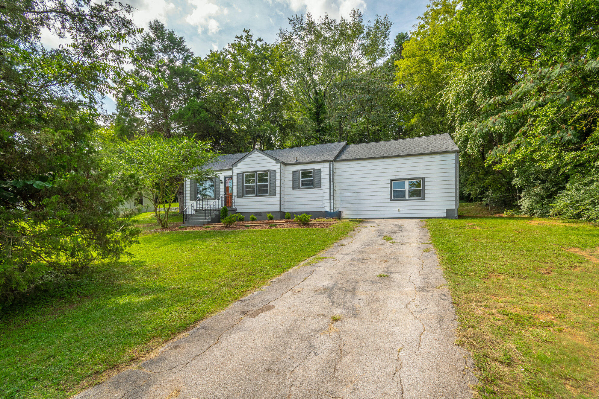 1423 Hickory Valley Road Chattanooga, TN 37421 - Photo 6 of 31 1423 Hickory Valley Rd.