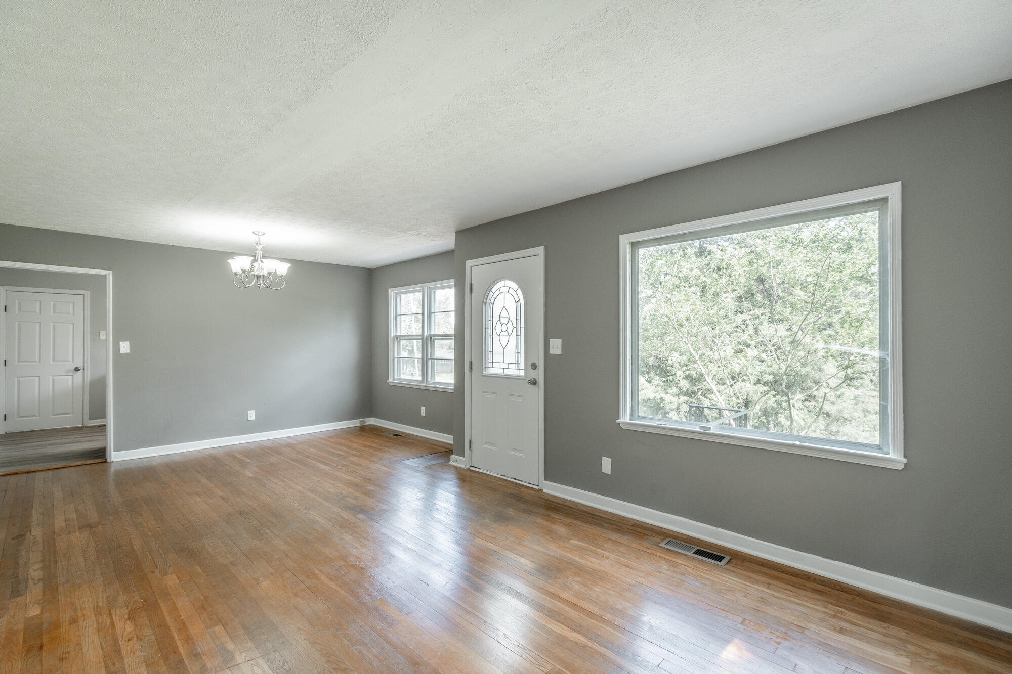 1423 Hickory Valley Road Chattanooga, TN 37421 - Photo 8 of 31 1423 Hickory Valley Rd.