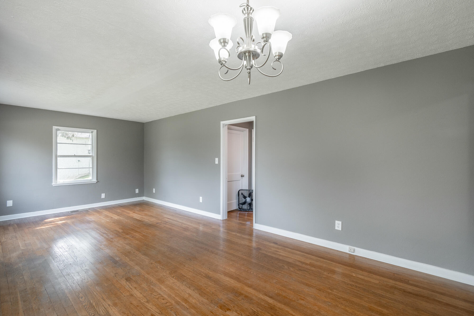 1423 Hickory Valley Road Chattanooga, TN 37421 - Photo 10 of 31 1423 Hickory Valley Rd.