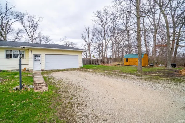 $205,900 | 7403 Highway 27, Berne, IN 46711