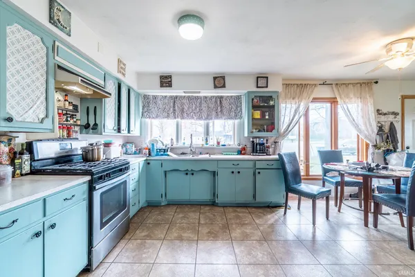 $205,900 | 7403 Highway 27, Berne, IN 46711