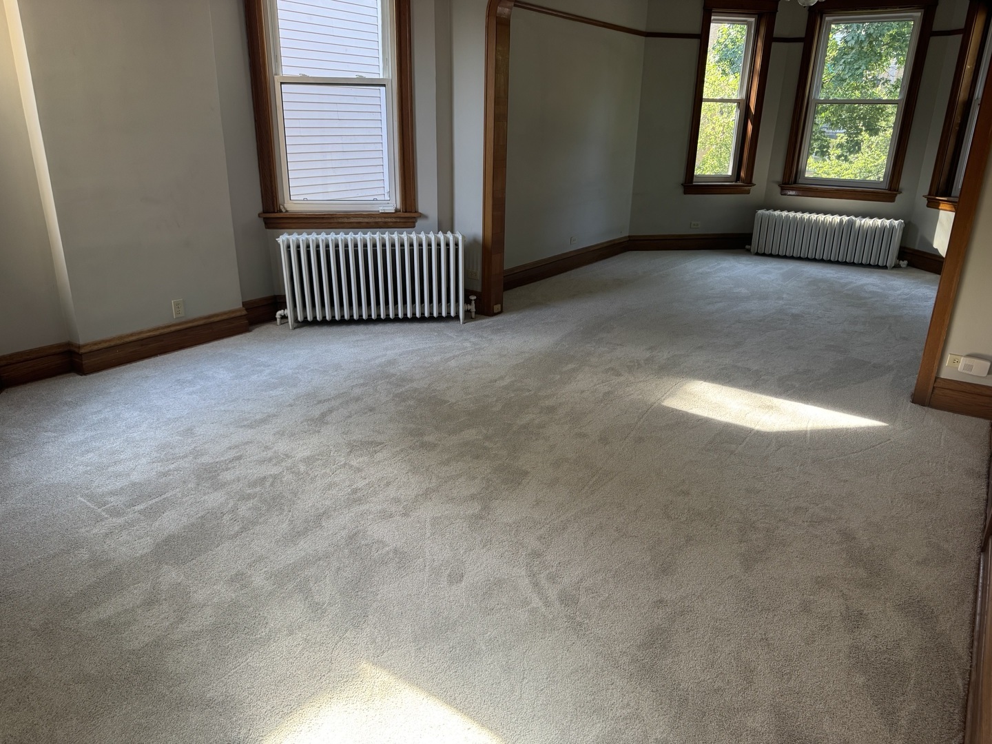 2005 West Greenleaf Avenue, Unit 2 Chicago, IL 60645 - Photo 3 of 15