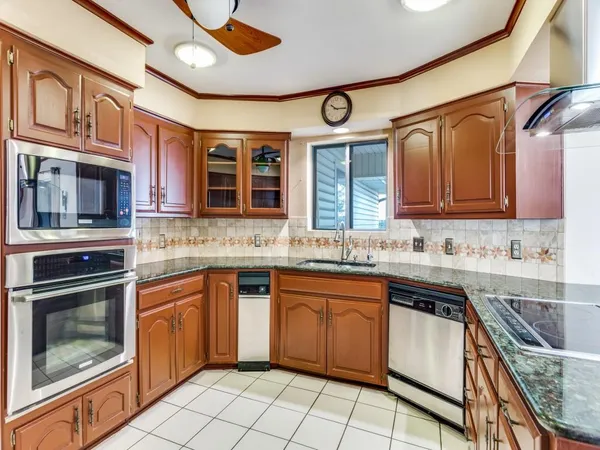 $325,000 | 7413 Fuller Circle, Fort Worth, TX 76133