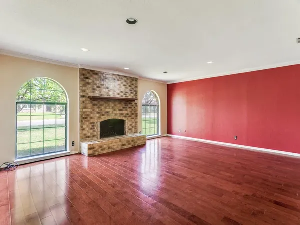 $325,000 | 7413 Fuller Circle, Fort Worth, TX 76133