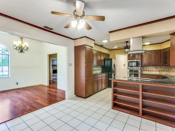 $325,000 | 7413 Fuller Circle, Fort Worth, TX 76133