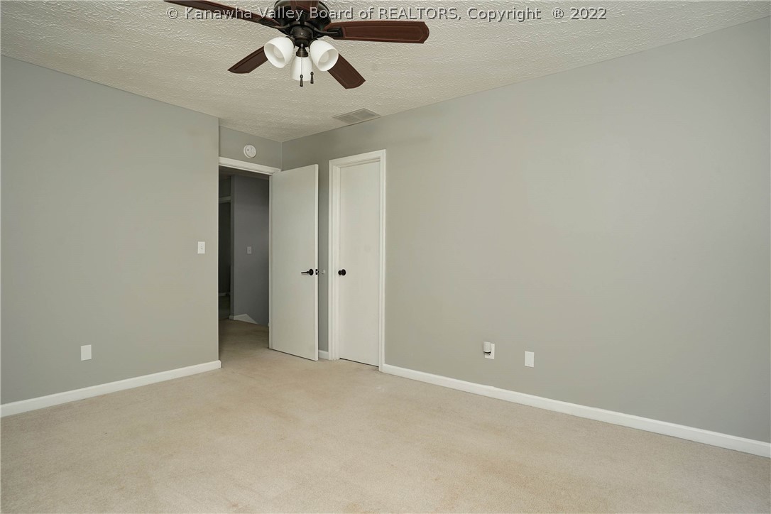 100 Fox Run Road Hurricane, WV 25526 - Photo 24 of 46 Gallery Image 24
