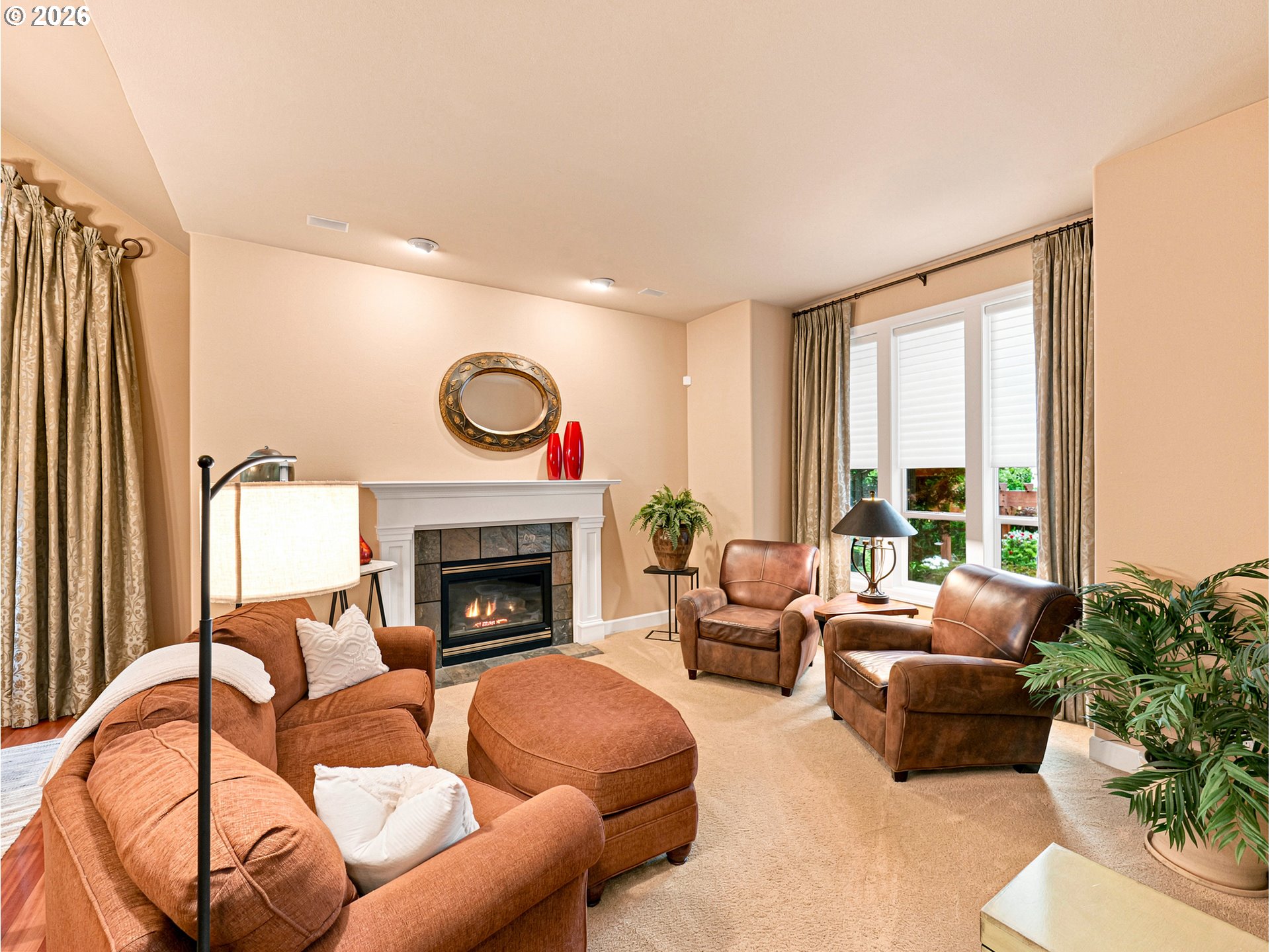 9630 Southwest Iowa Drive Tualatin, OR 97062 - Photo 7 of 48 Living Room