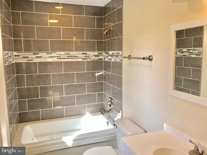 120 Ridge Top Lane Linden, VA 22642 - Photo 11 of 25 photo similar