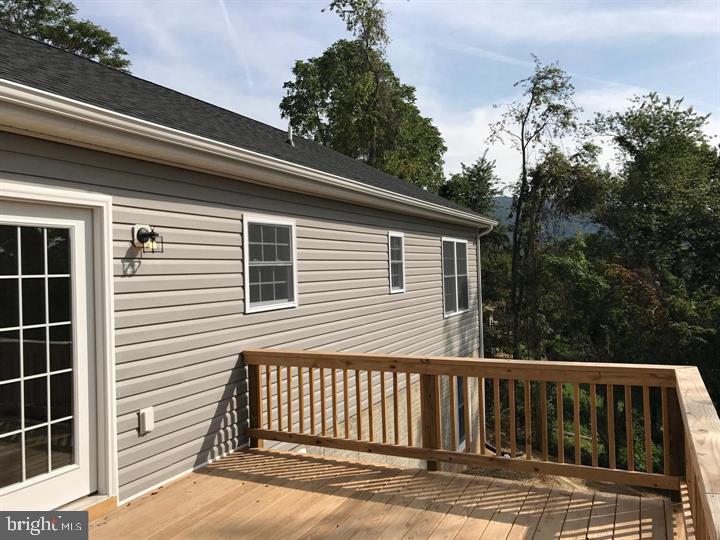 120 Ridge Top Lane Linden, VA 22642 - Photo 18 of 25 deck off of kitchen, photo similar