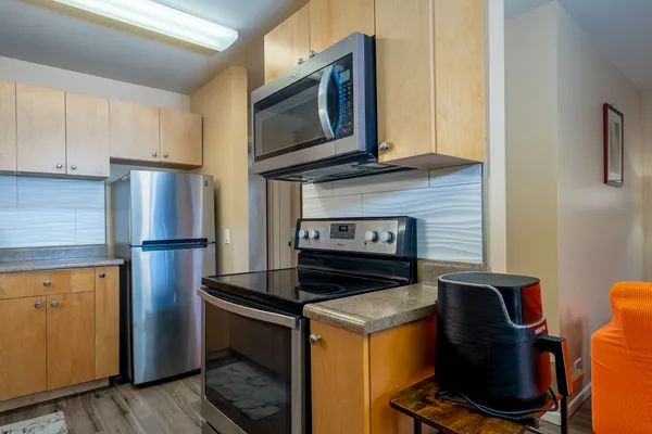 $285,000 | 33 Hualalai Street, Unit 310, Hilo, HI 96720