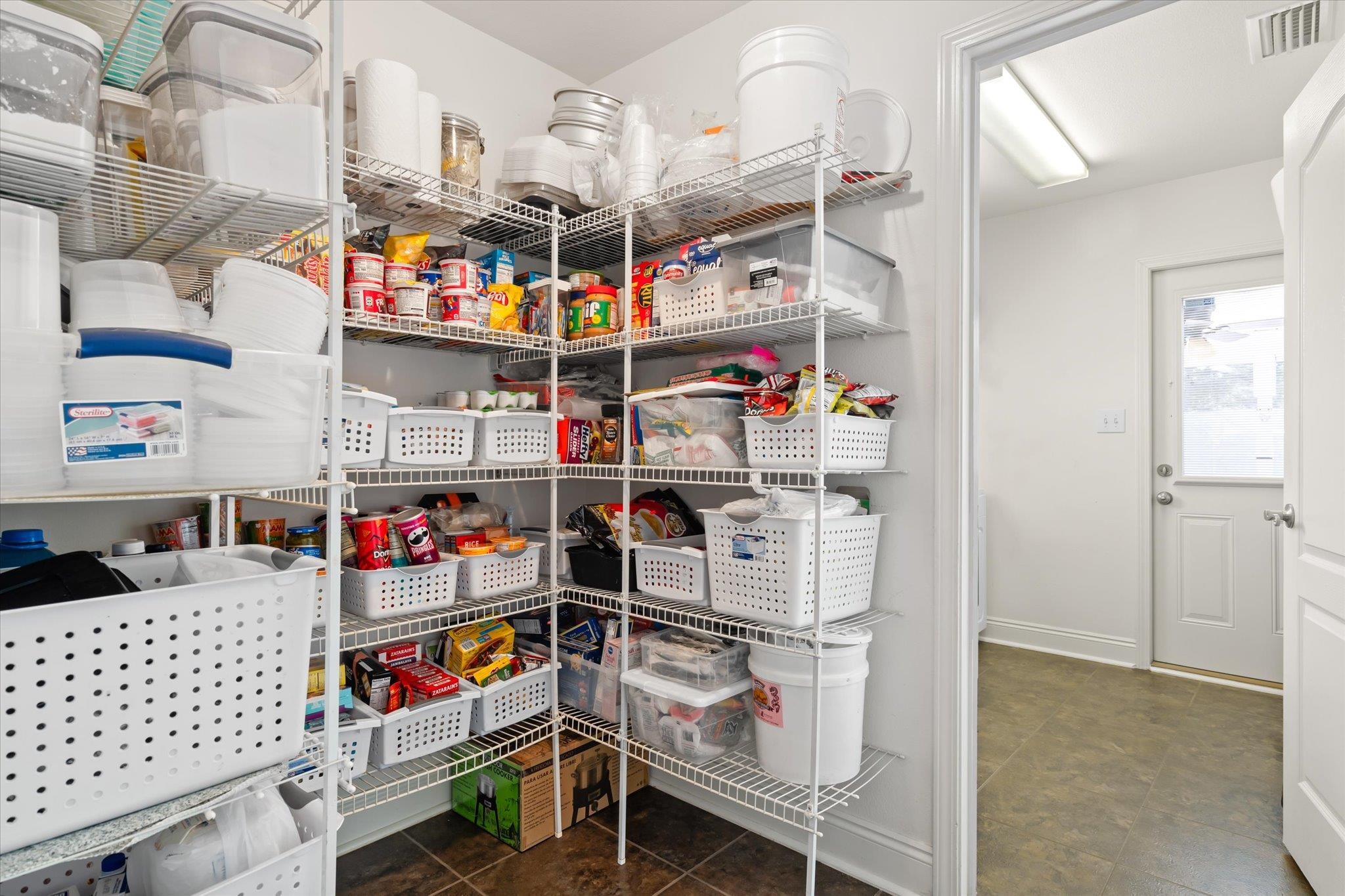 27712 Rileywood Drive Daphne, AL 36526 - Photo 24 of 45 Pantry