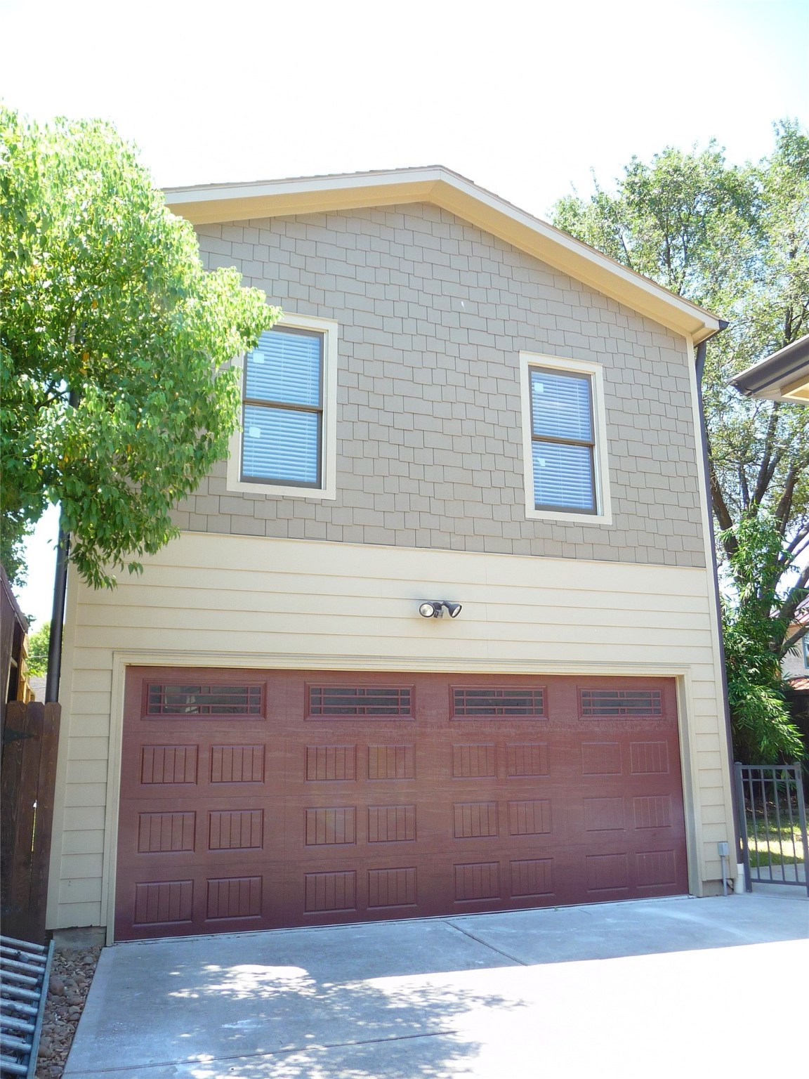 1009 Peden Street Houston, TX 77006 - Photo 1 of 8