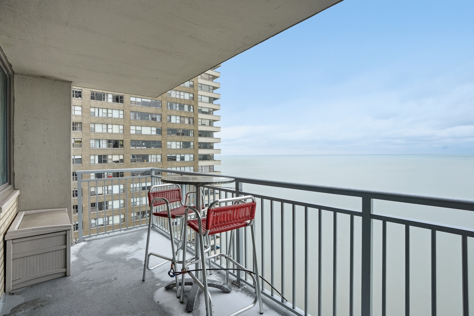 6147 North Sheridan Road, Unit 18B Chicago, IL 60660 - Photo 22 of 30 Gallery Image 22