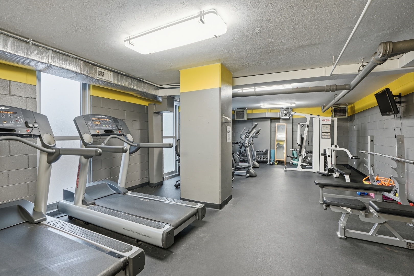 6147 North Sheridan Road, Unit 18B Chicago, IL 60660 - Photo 26 of 31