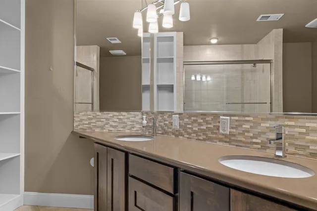 $825,000 | 2819 Palmer Drive, Casper, WY 82601