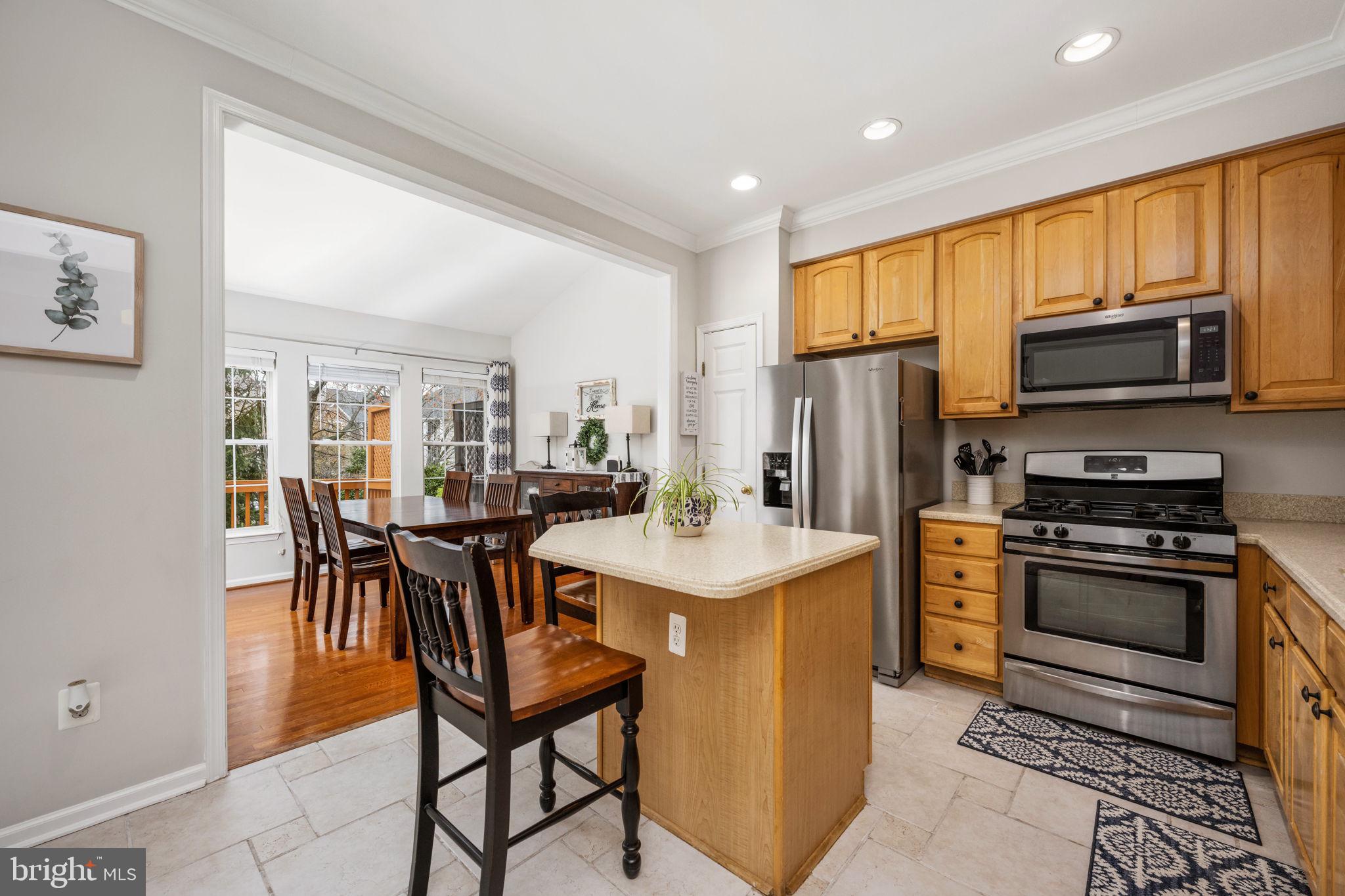 20421 Doncaster Terrace Sterling, VA 20165 - Photo 19 of 58