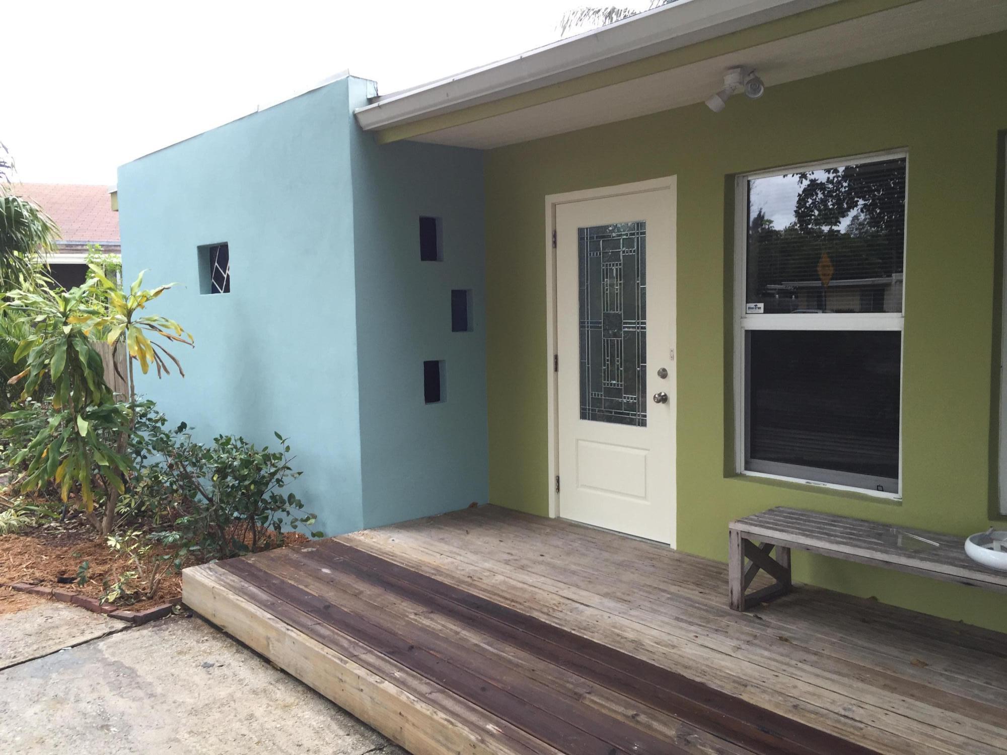 200 Manchester Street Boca Raton, FL 33487 - Photo 2 of 13 IMG_2214