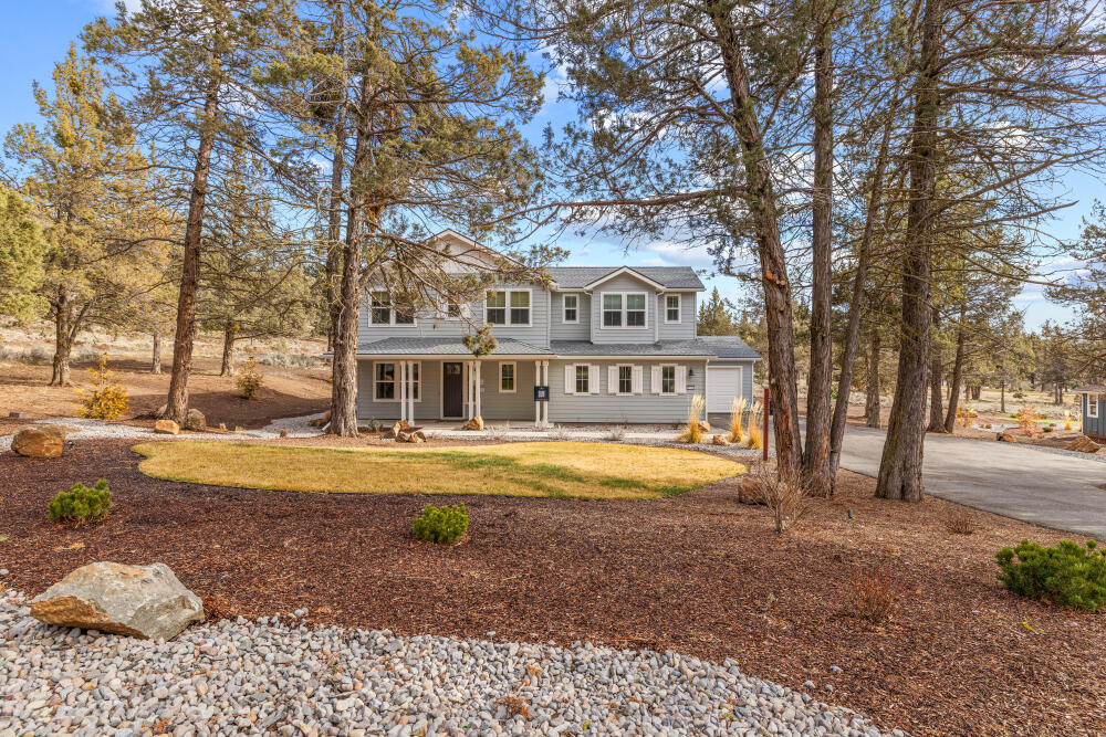 5722 Engleman Spruce Way Klamath Falls, OR 97601 - Photo 3 of 84 5722EnglemanSpruceDr-Exterior-4