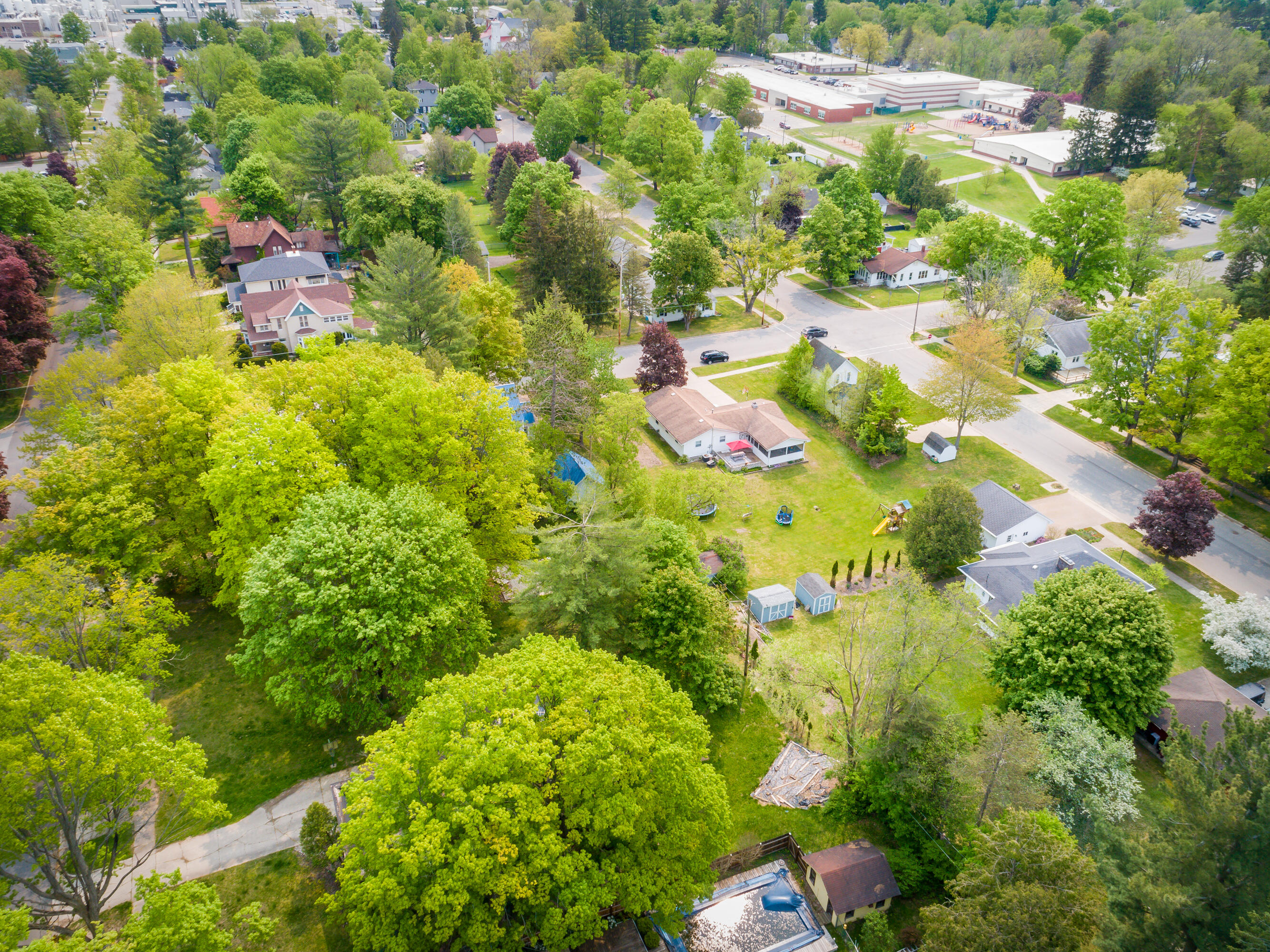 227 South Sears Street Reed City, MI 49677 - Photo 29 of 29 DJI_0007