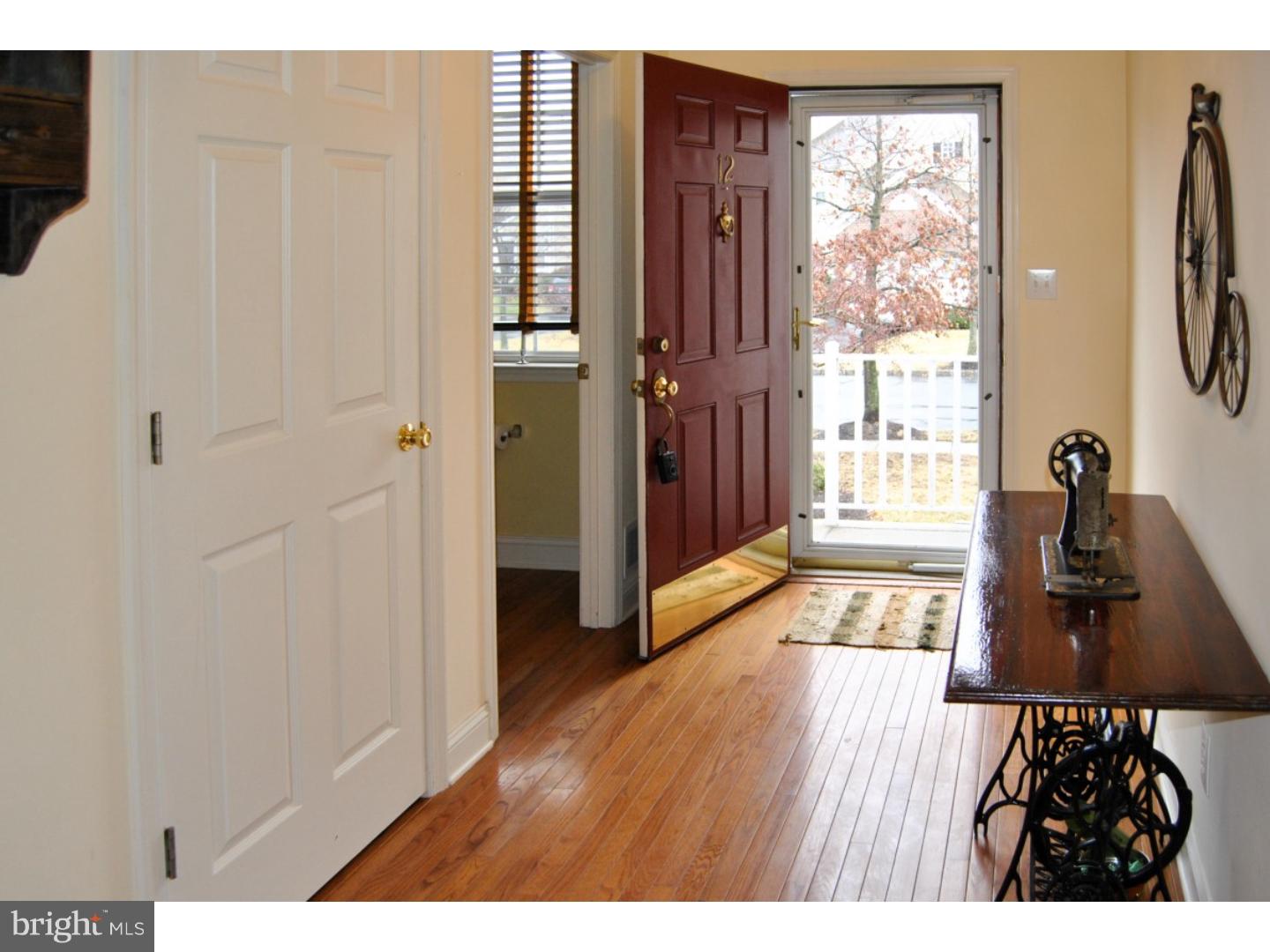 12 Windsor Pond Road Princeton Junction, NJ 08550 - Photo 2 of 25