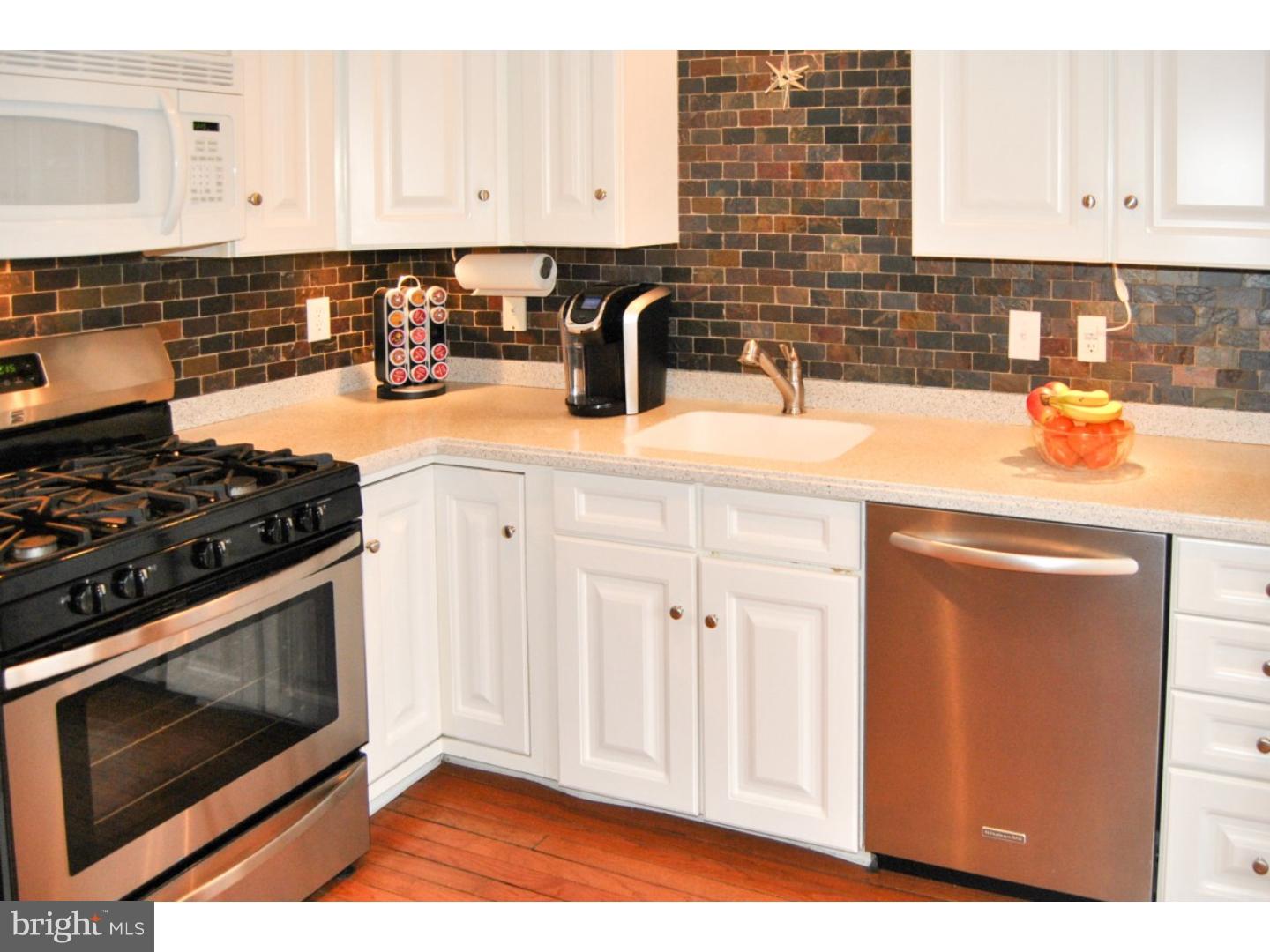 12 Windsor Pond Road Princeton Junction, NJ 08550 - Photo 9 of 25 Kitchen