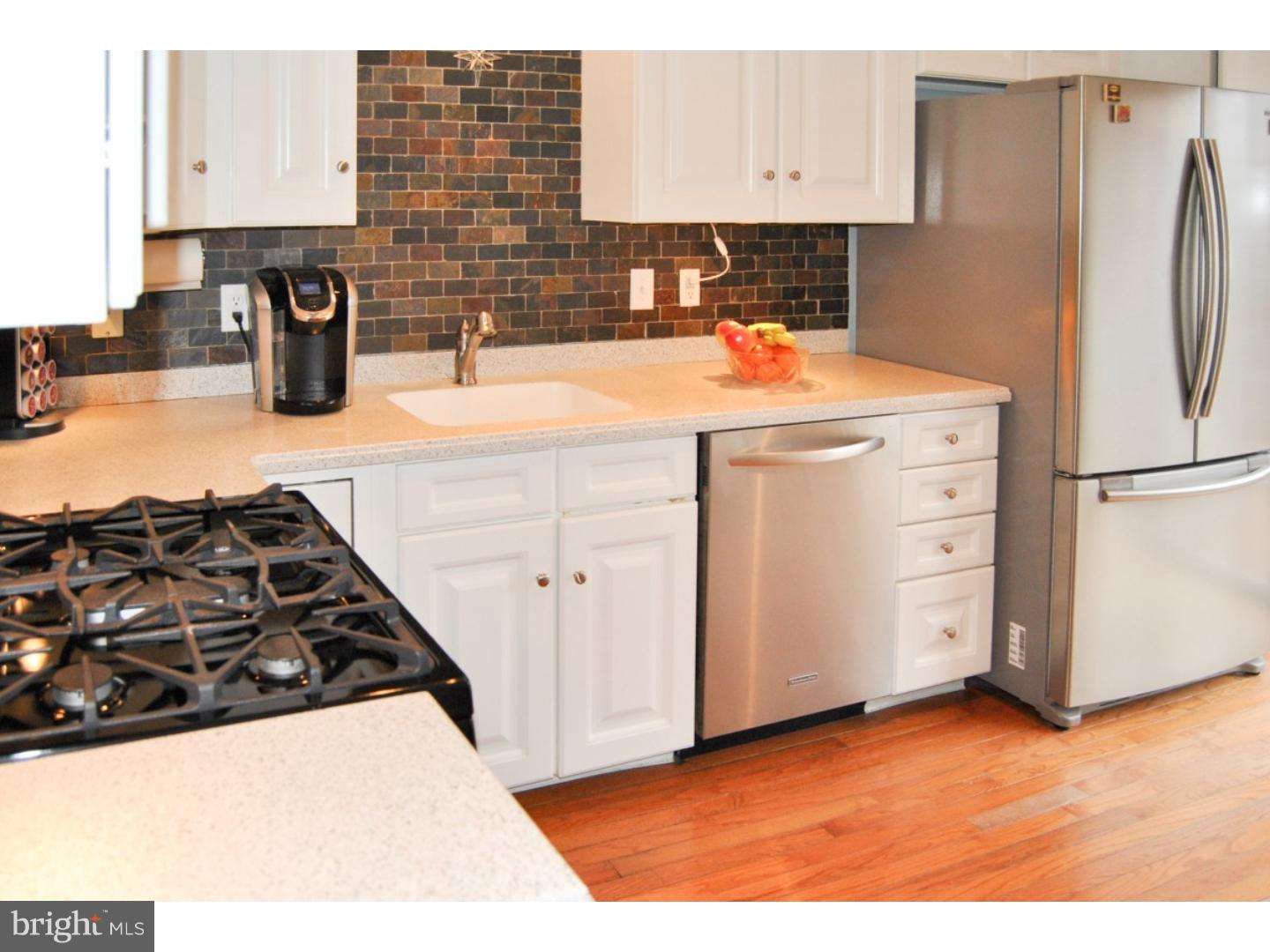 12 Windsor Pond Road Princeton Junction, NJ 08550 - Photo 10 of 25 Kitchen